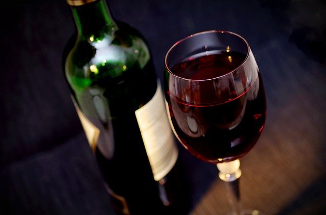 Vino rosso da consumare moderatamente